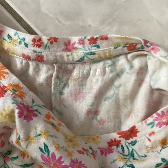 Old navy flower dress - Picture 2 of 2